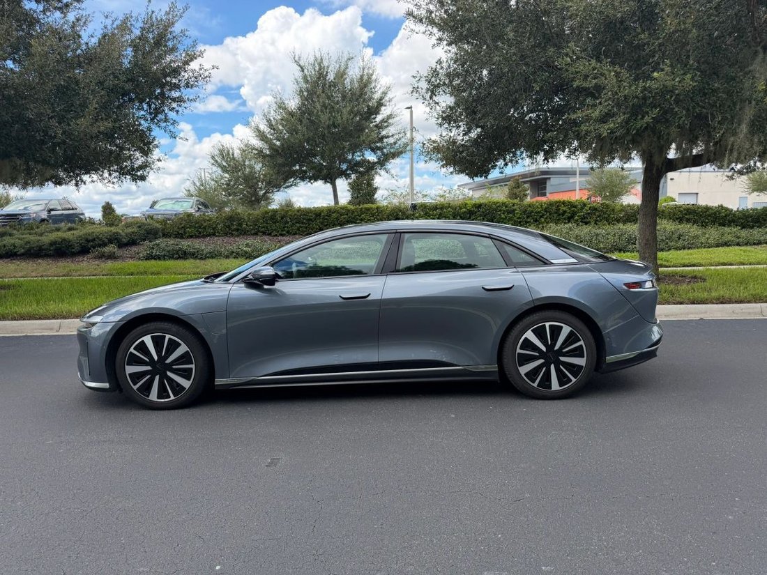 Sedan in Kissimmee, FL, United States 4 - 18780932