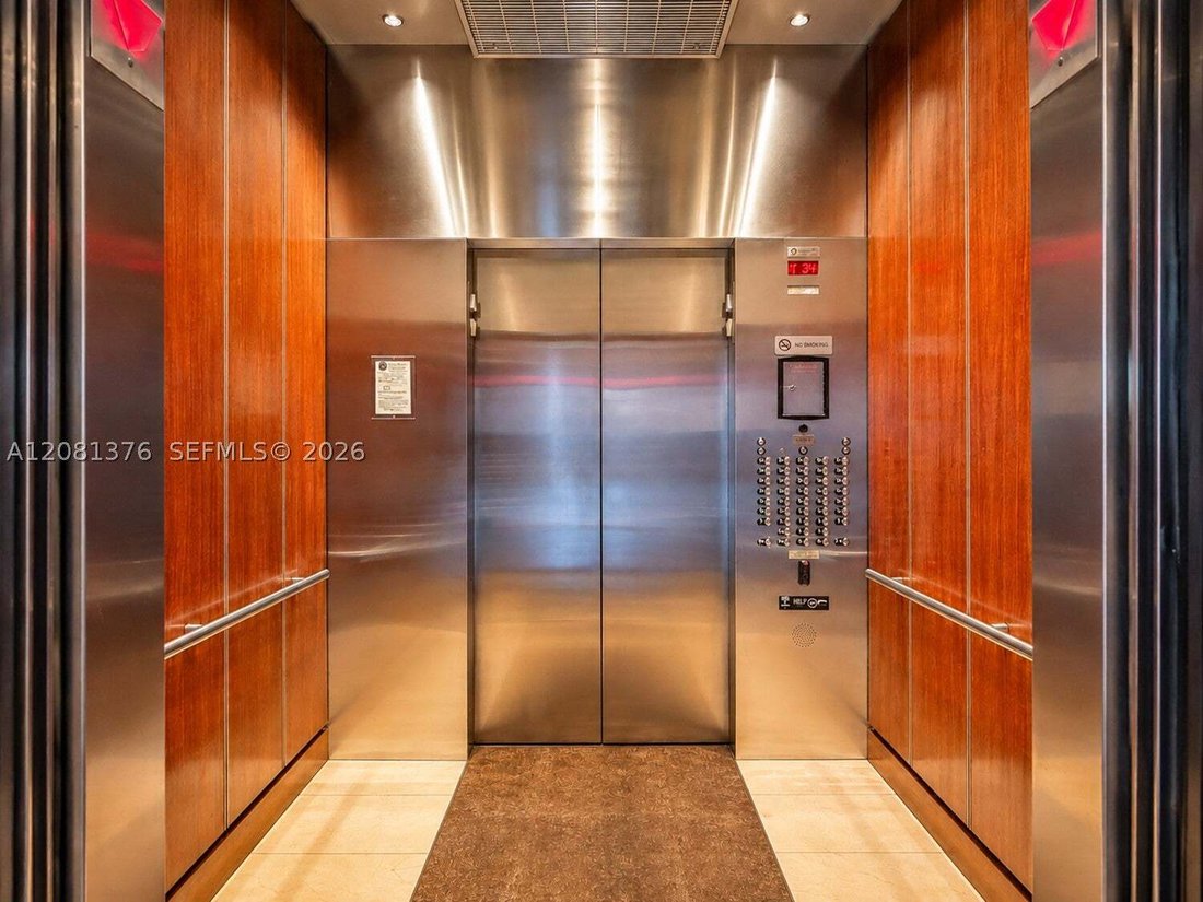 Condominio en Miami, Florida, Estados Unidos 4 - 18776288