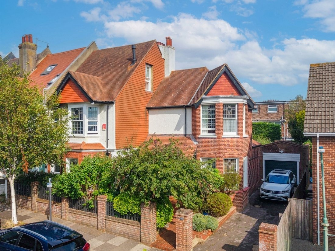 Haus in Tongdean, Hove, England 1 - 18781868