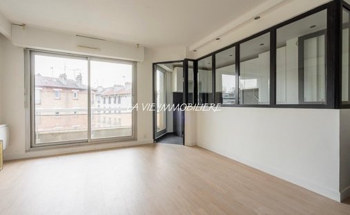 Apartment in Les Lilas, Ile-de-France, France 1