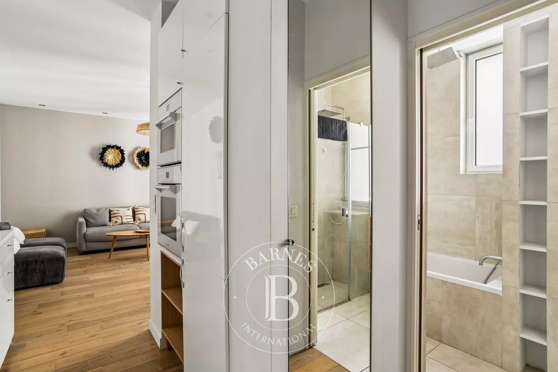 Apartment in Triangle d'Or, Paris 8e Arrondissement, Paris 4 - 18777536