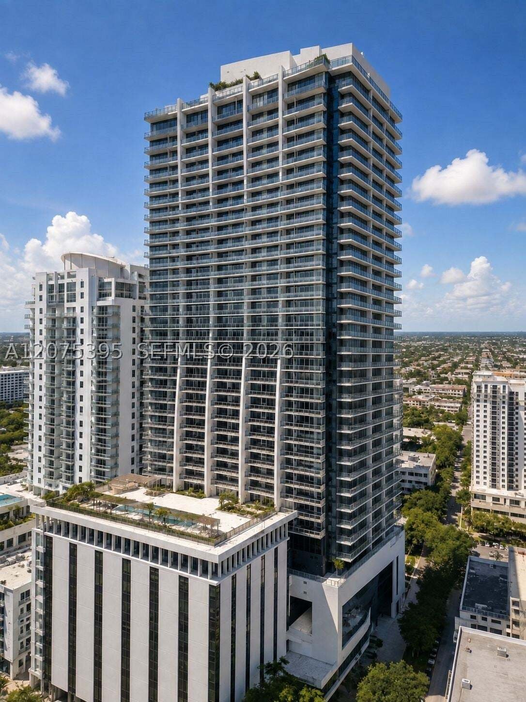 Condo in Miami, Florida, United States 1 - 18706032