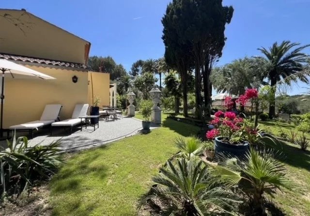 Maison à Cannes, Provence-Alpes-Côte d'Azur, France 2 - 18777592