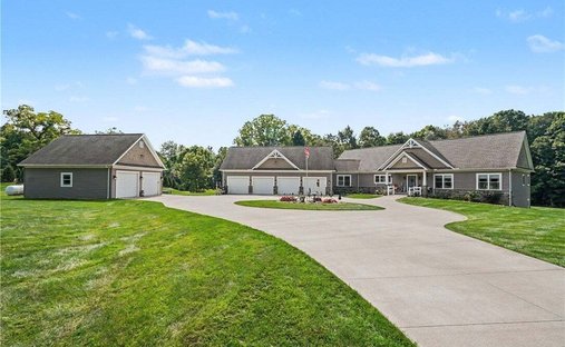 House in Mantua, Ohio, United States 1