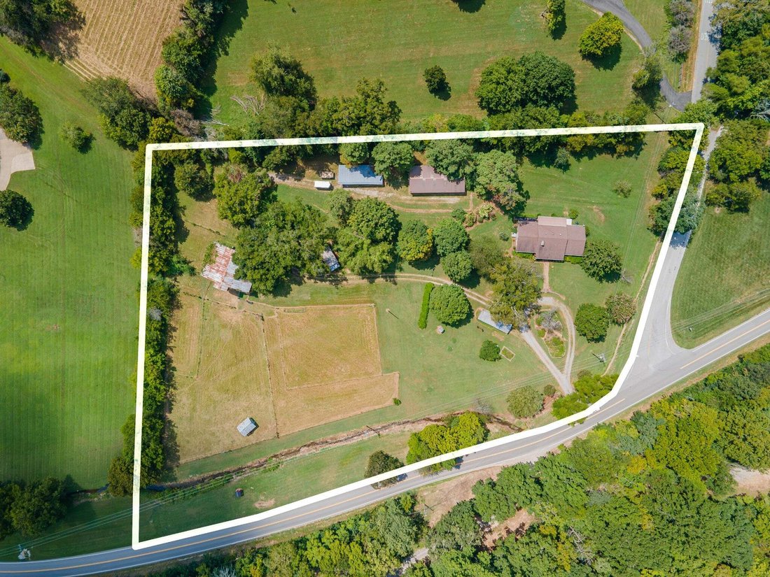 House in College Grove, Tennessee, United States 2 - 18776391