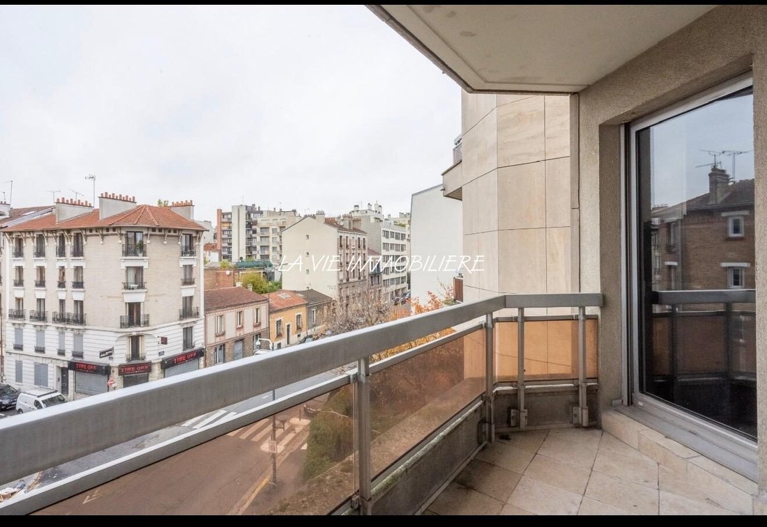 Apartment in Les Lilas, Ile-de-France, France 4 - 18781351