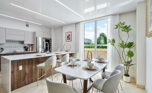 Condo in Golden Beach, Florida, United States 1