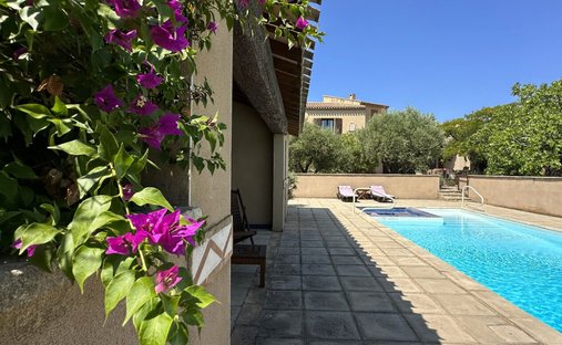 Villa a Ancien Hôpital, Beziers, Francia 1