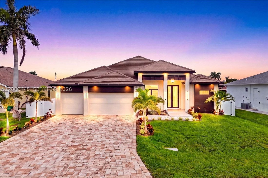 House in Cape Coral, Florida, United States 2 - 18779087
