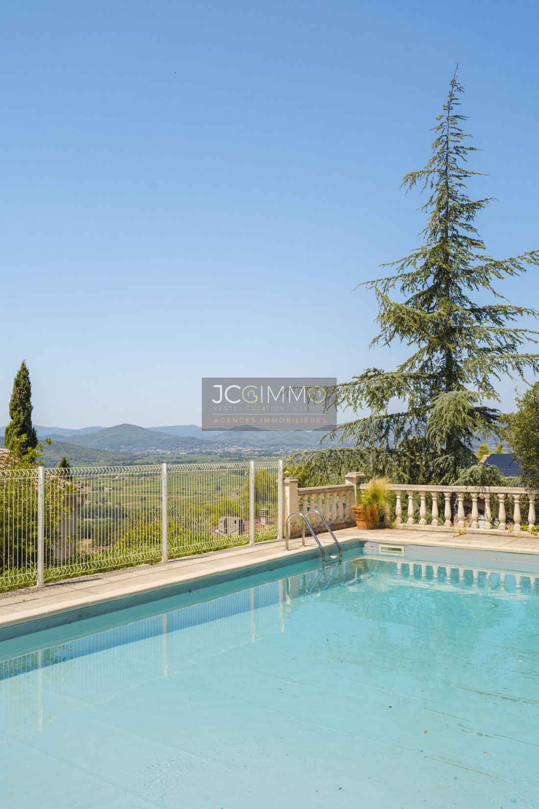 Villa a Pierrefeu-du-Var, Provenza-Alpi-Costa Azzurra, Francia 2 - 18780139