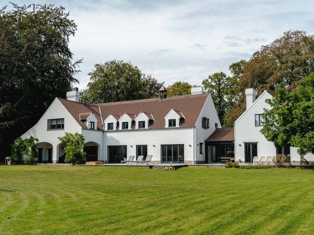 Casa en Lasne, Región Valona, Bélgica 1 - 18780566