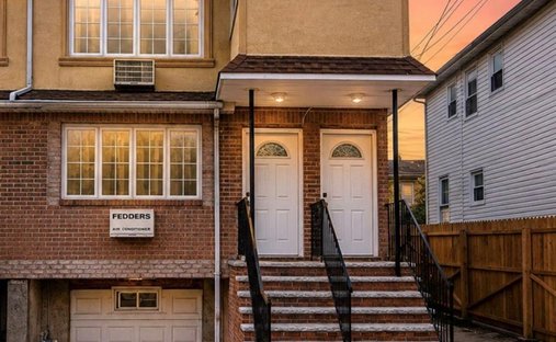 House in New York, New York, United States 1