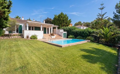 Villa in es Mercadal, Balearic Islands, Spain 1
