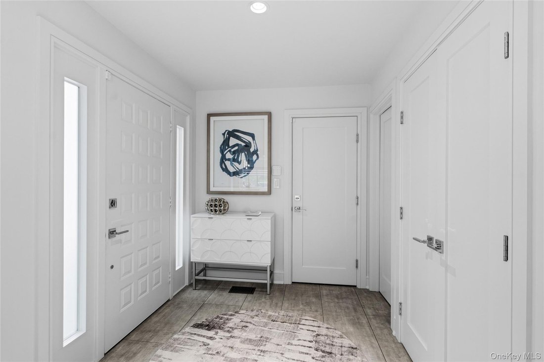 Condominio en Woodbury, Nueva York, Estados Unidos 2 - 18780371