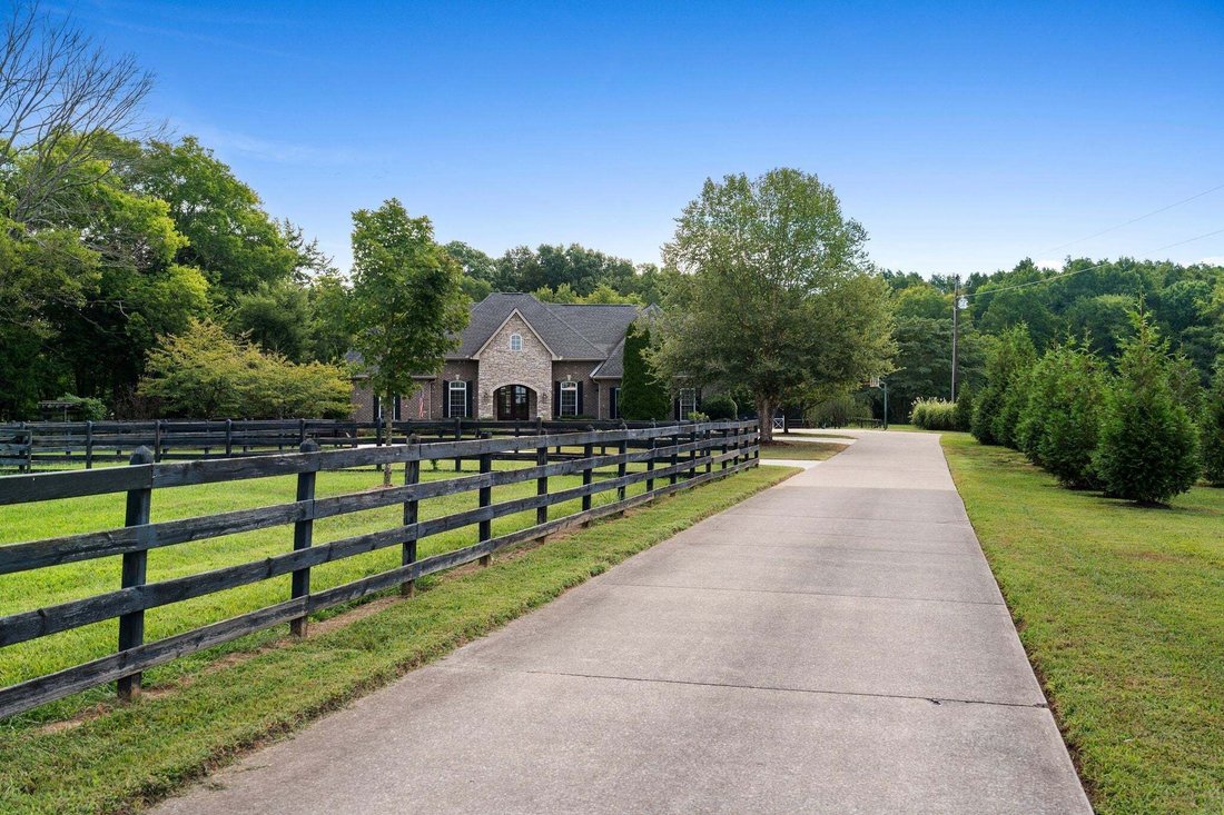 House in Christiana, Tennessee, United States 4 - 18776407