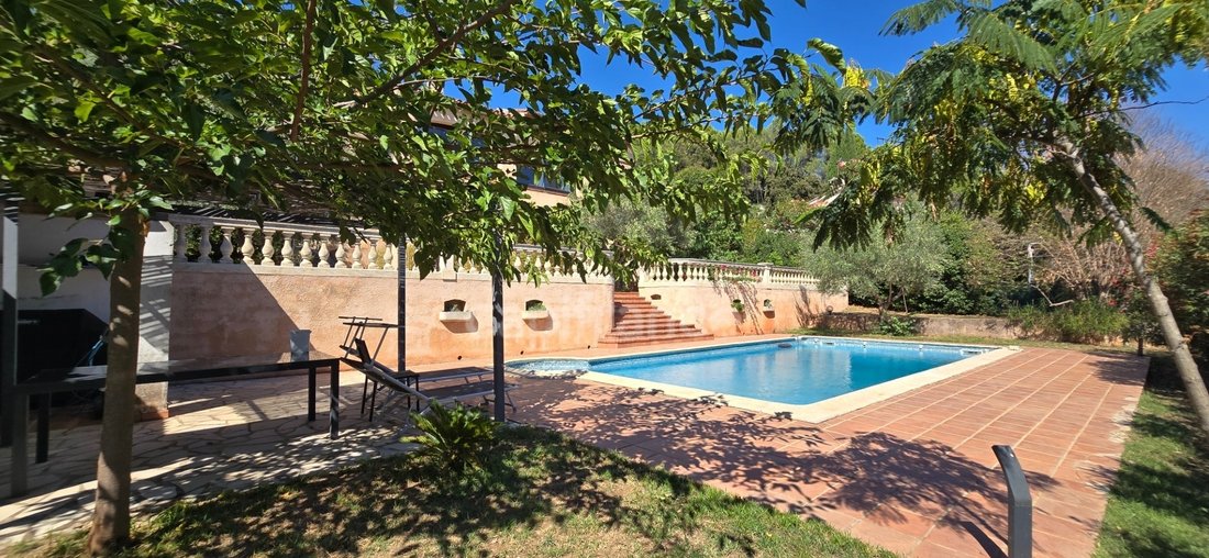 Villa in Carnoules, Provence-Alpes-Côte d'Azur, France 1 - 18777491