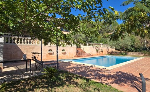 Villa in Carnoules, Provence-Alpes-Côte d'Azur, France 1