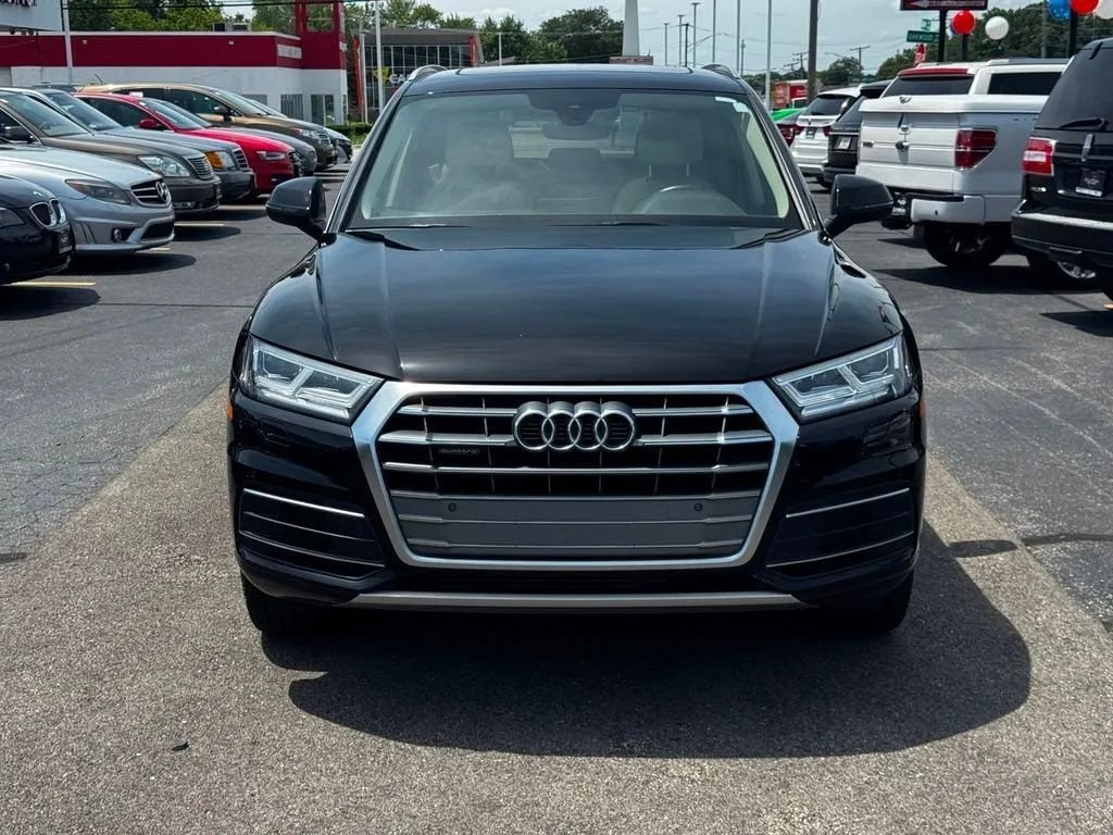 Suv in Waukegan, IL, United States 2 - 18781020