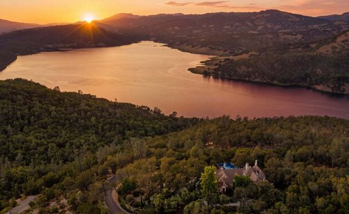 Maison à St. Helena, Californie, États-Unis 1