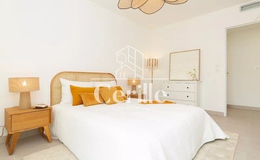 Apartment in Mazenod-Bellevue-Saint Donat-Banon, Aix-en-Provence, France 1