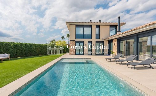 Villa à Navata, Catalogne, Espagne 1