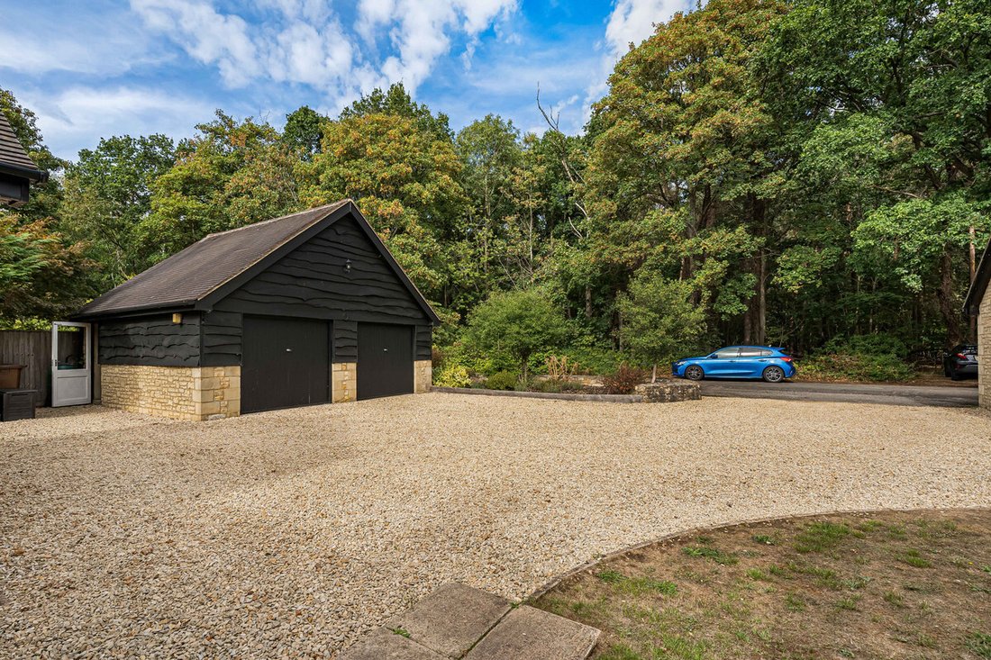 Bungalow in Abingdon, England 5 - 18776380