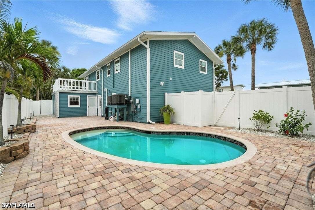Maison à Fort Myers Beach, Floride, États-Unis 2 - 18778538