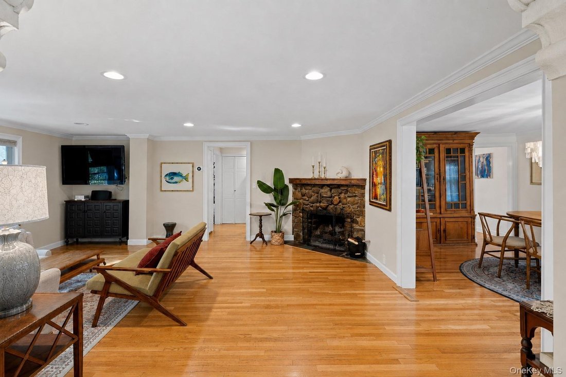 Casa en Setauket-East Setauket, Nueva York, Estados Unidos 5 - 18780363