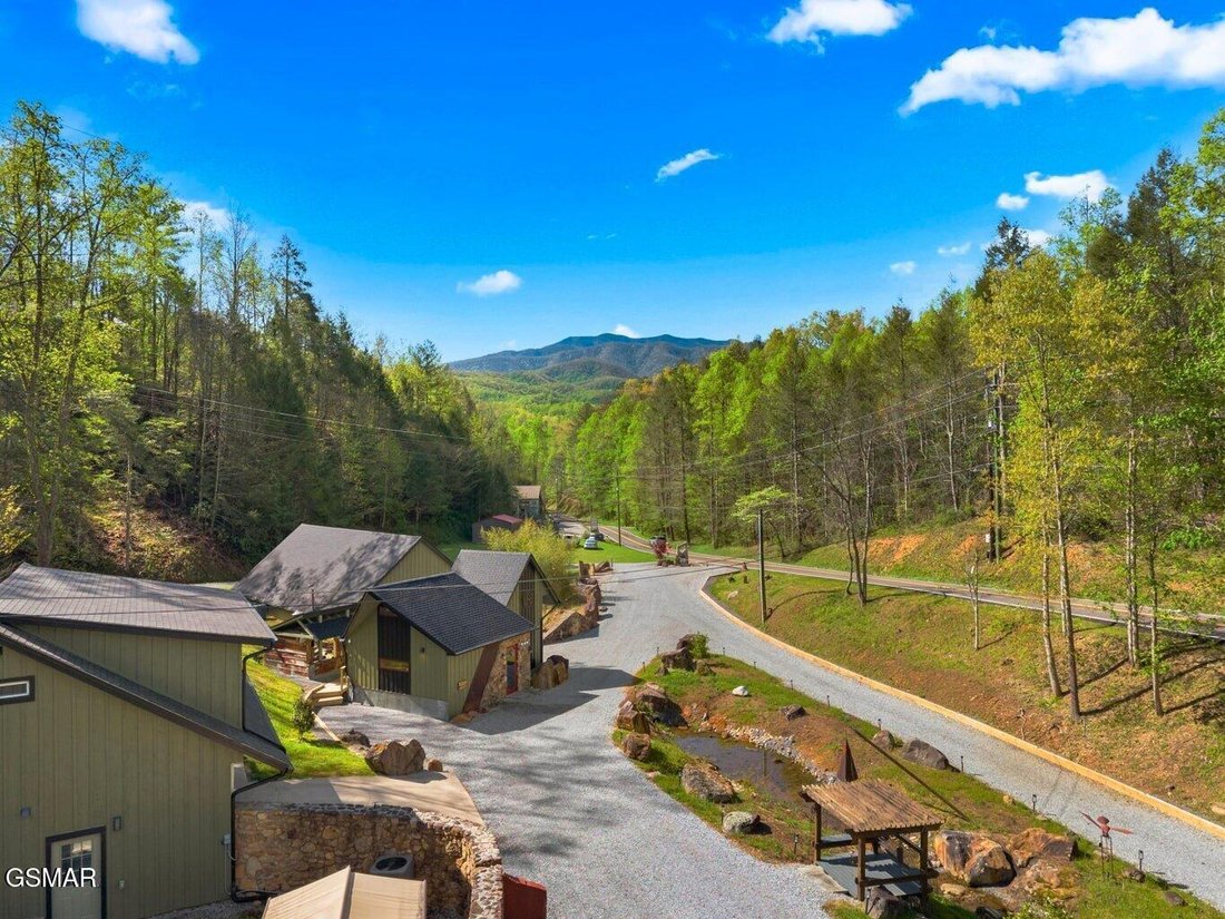 House in Gatlinburg, Tennessee, United States 2 - 18780107