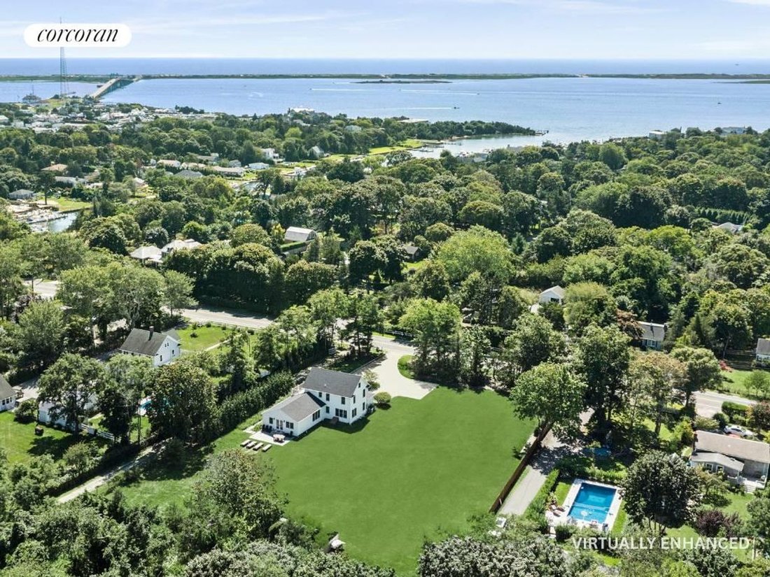 House in Hampton Bays, New York, United States 1 - 18775871
