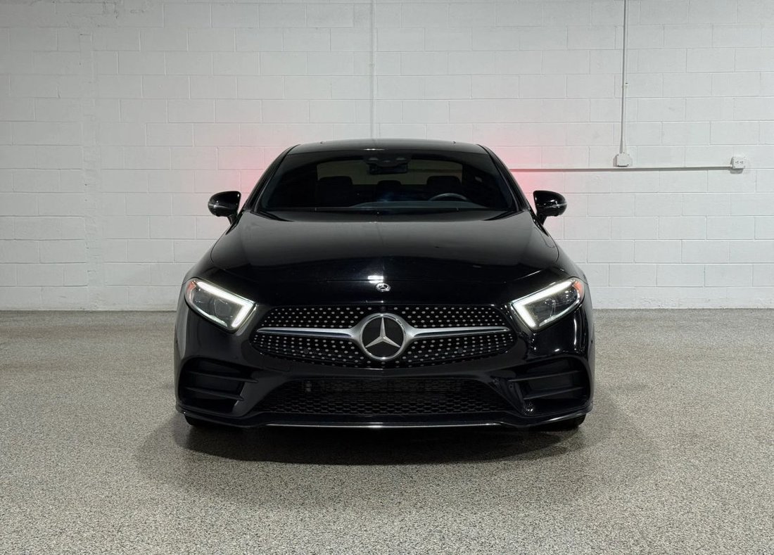Coupe in Northbrook, IL, United States 3 - 18780953