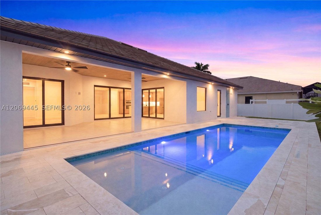 House in Cape Coral, Florida, United States 3 - 18779087