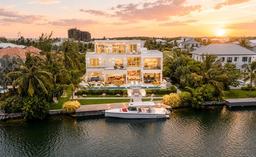 House in West Bay, West Bay, Cayman Islands 1