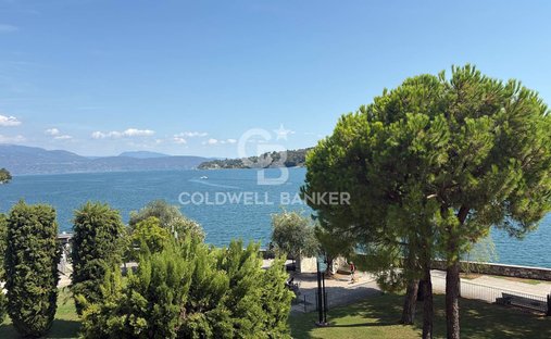 Apartment in Salo, Lombardy, Italy 1