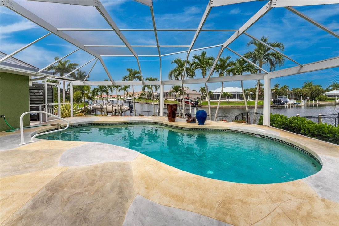 Casa en Punta Gorda, Florida, Estados Unidos 4 - 18776148