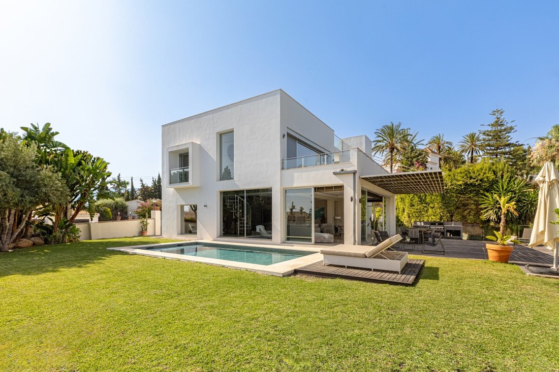 Villa in Elviria-Cabopino, Marbella, Spanien 2 - 18777119
