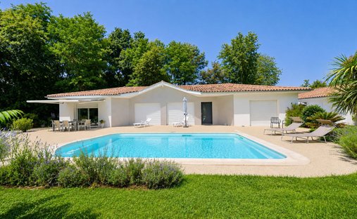 House in Seignosse, Nouvelle-Aquitaine, France 1