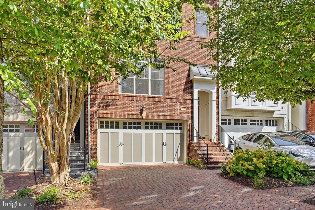 Townhouse in Pimmit Hills, Virginia, United States 1 - 18778381