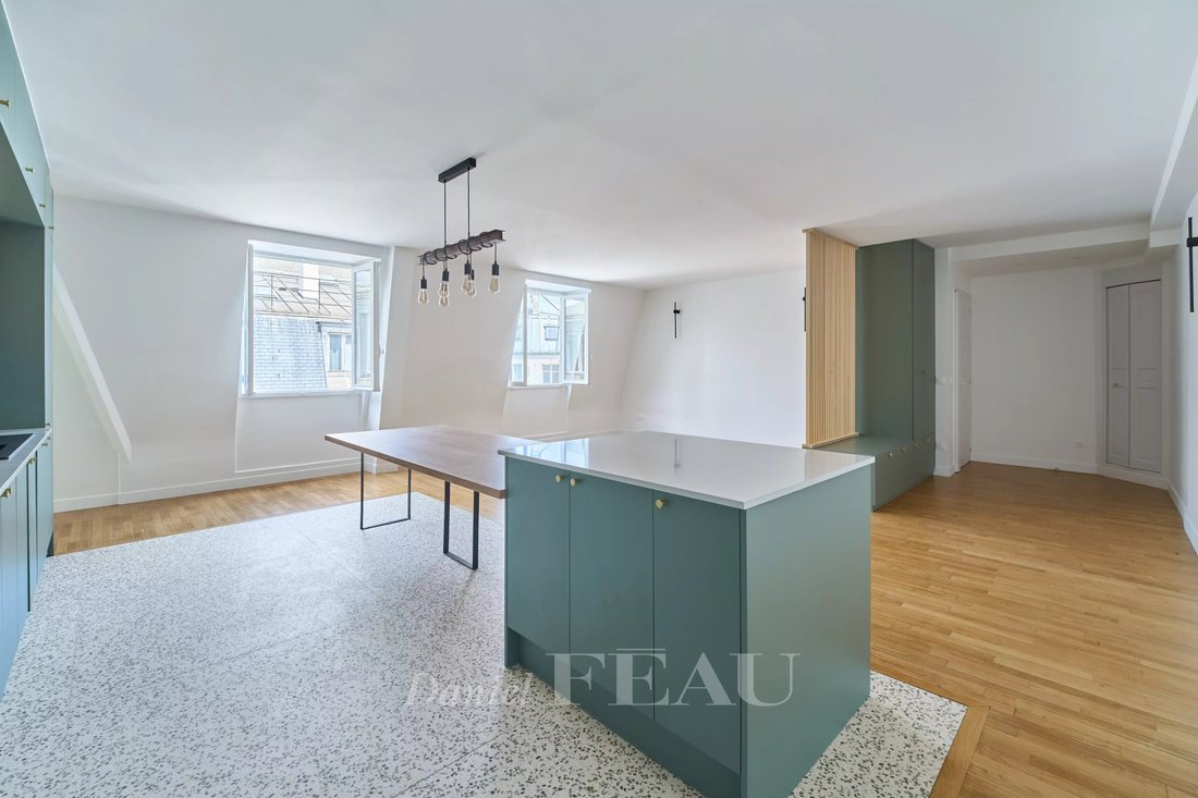 Apartment in Mairie, Paris 8e Arrondissement, Paris 3 - 18777301