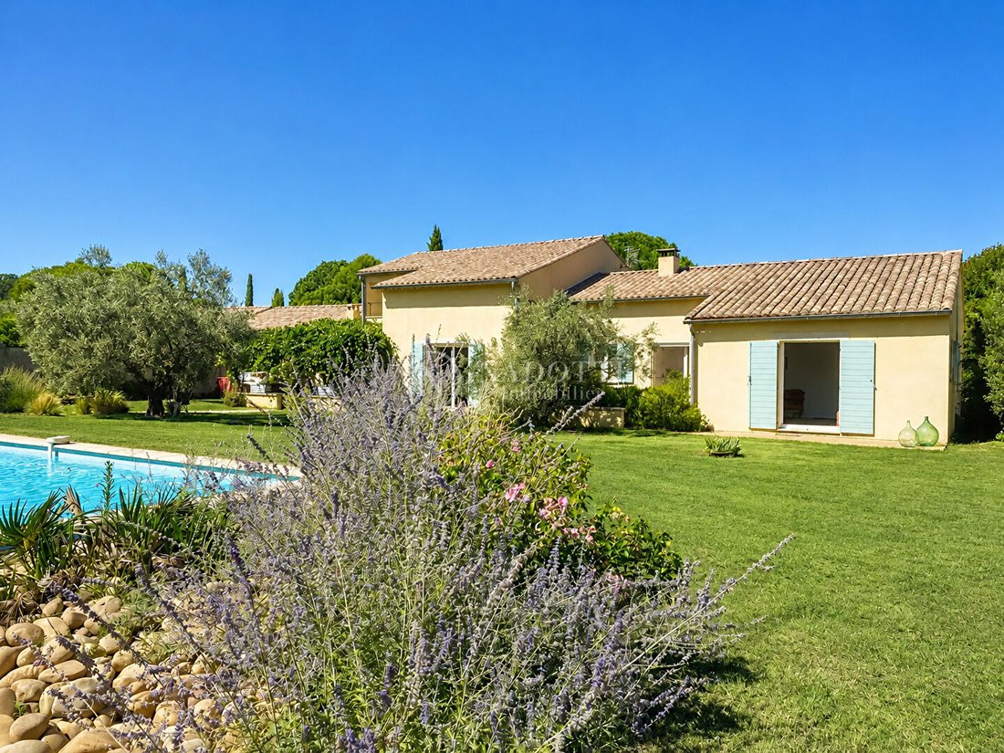 House in Maubec, Provence-Alpes-Côte d'Azur, France 1 - 18780284