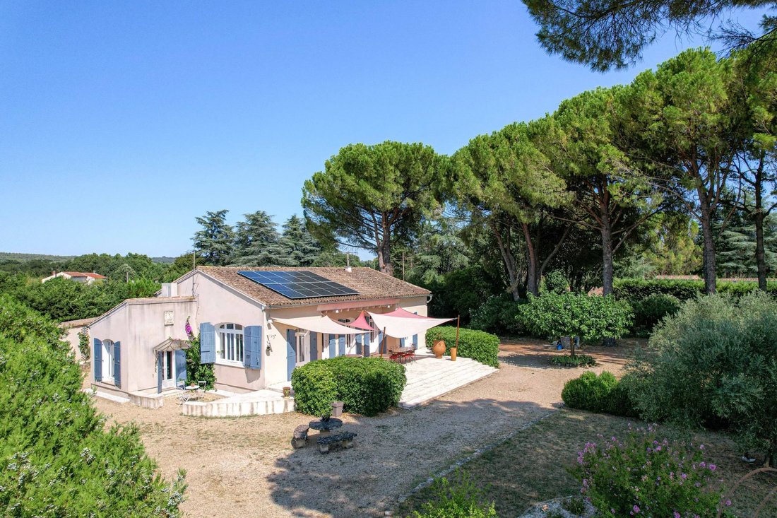 Finca en Uzès, Occitania, Francia 5 - 18777319