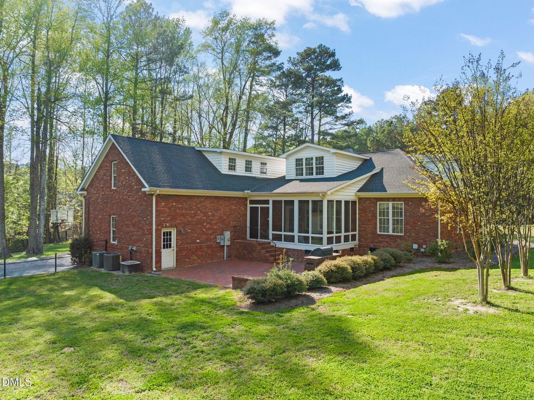 House in Zebulon, North Carolina, United States 5 - 18029920