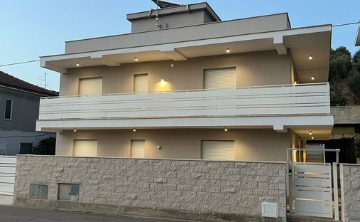 Casa en Sambuceto, Abruzos, Italia 1