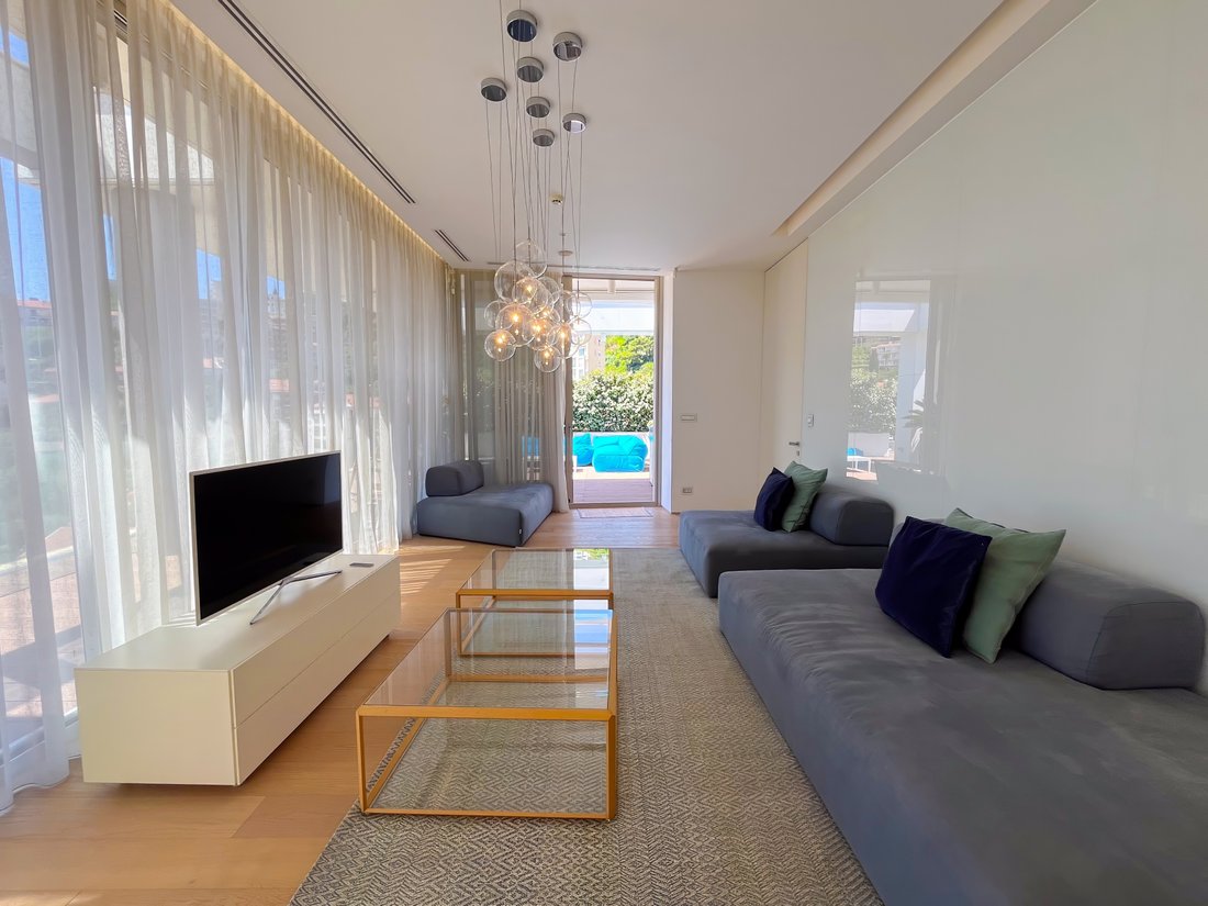 Apartment in Budva, Budva Municipality, Montenegro 2 - 15885904