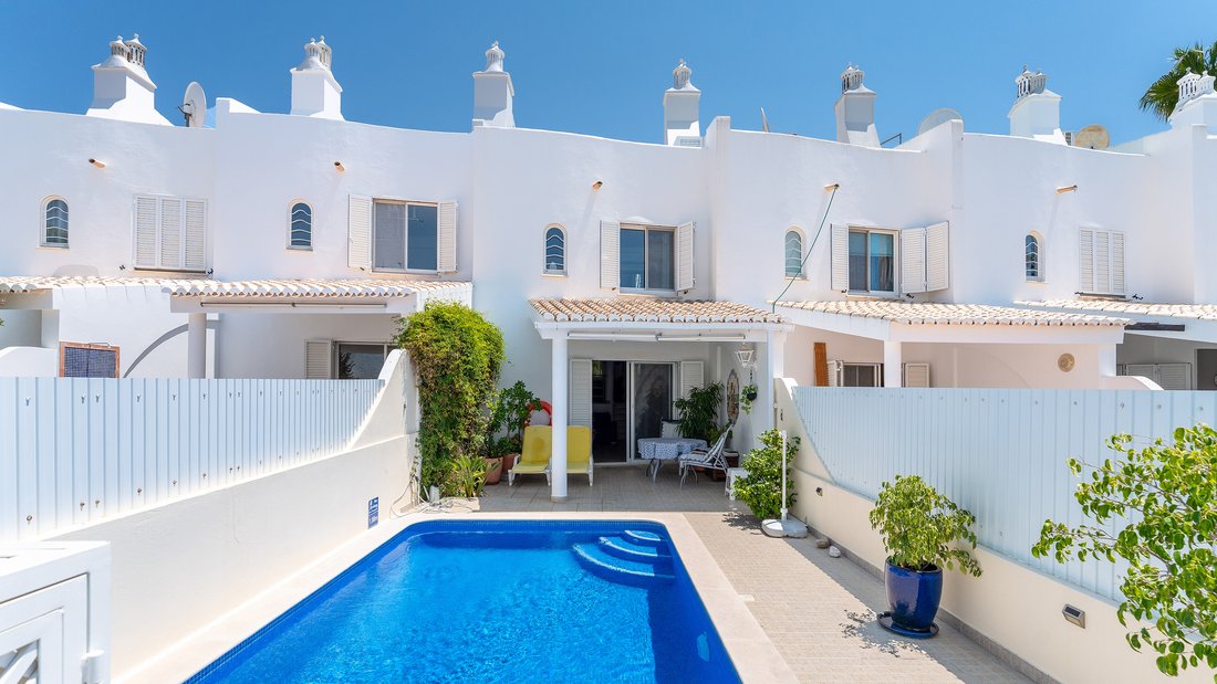 Townhouse in Vale do Lobo, Almancil, Portugal 1 - 18780020