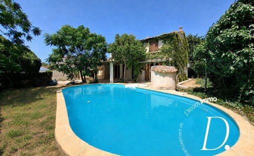 Villa in Mireval, Occitania, France 1