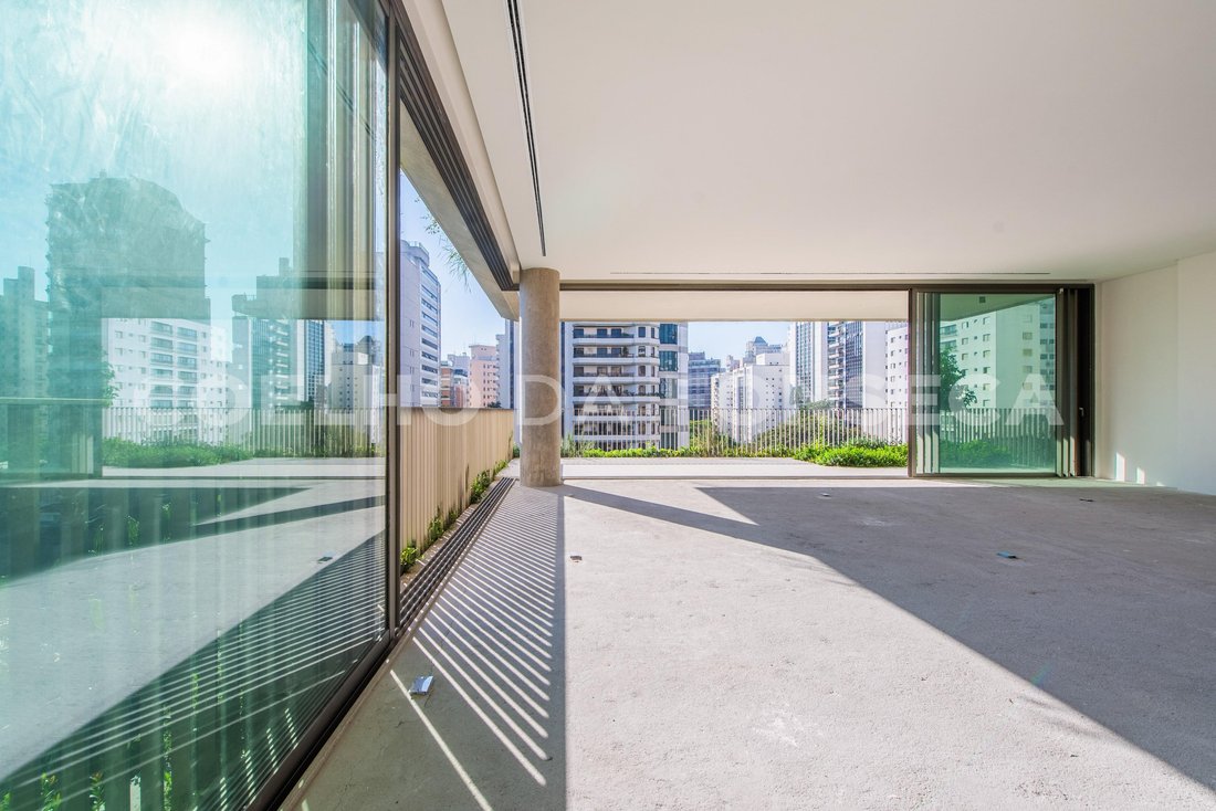 Condo in São Paulo, State of São Paulo, Brazil 4 - 18781298