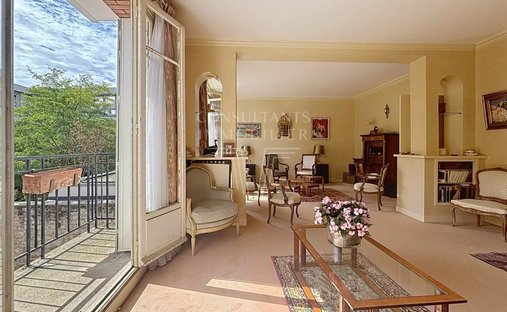 Apartment in La Plaine des Sablons, Neuilly-sur-Seine, France 1