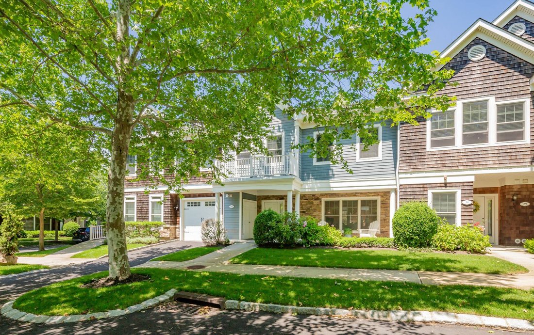 Condo in Southampton, New York, United States 5 - 18781401