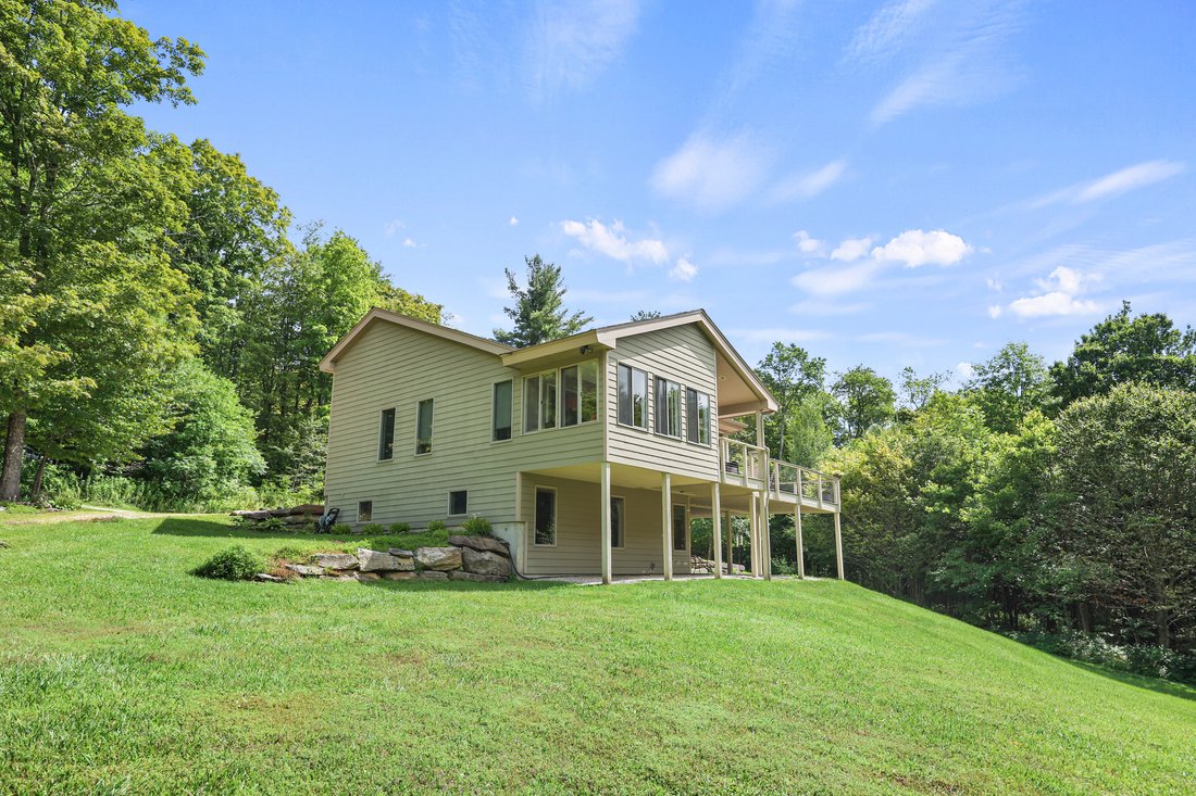 House in Becket, Massachusetts, United States 2 - 18699252